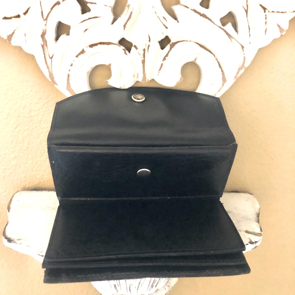 Woman’s Wallet